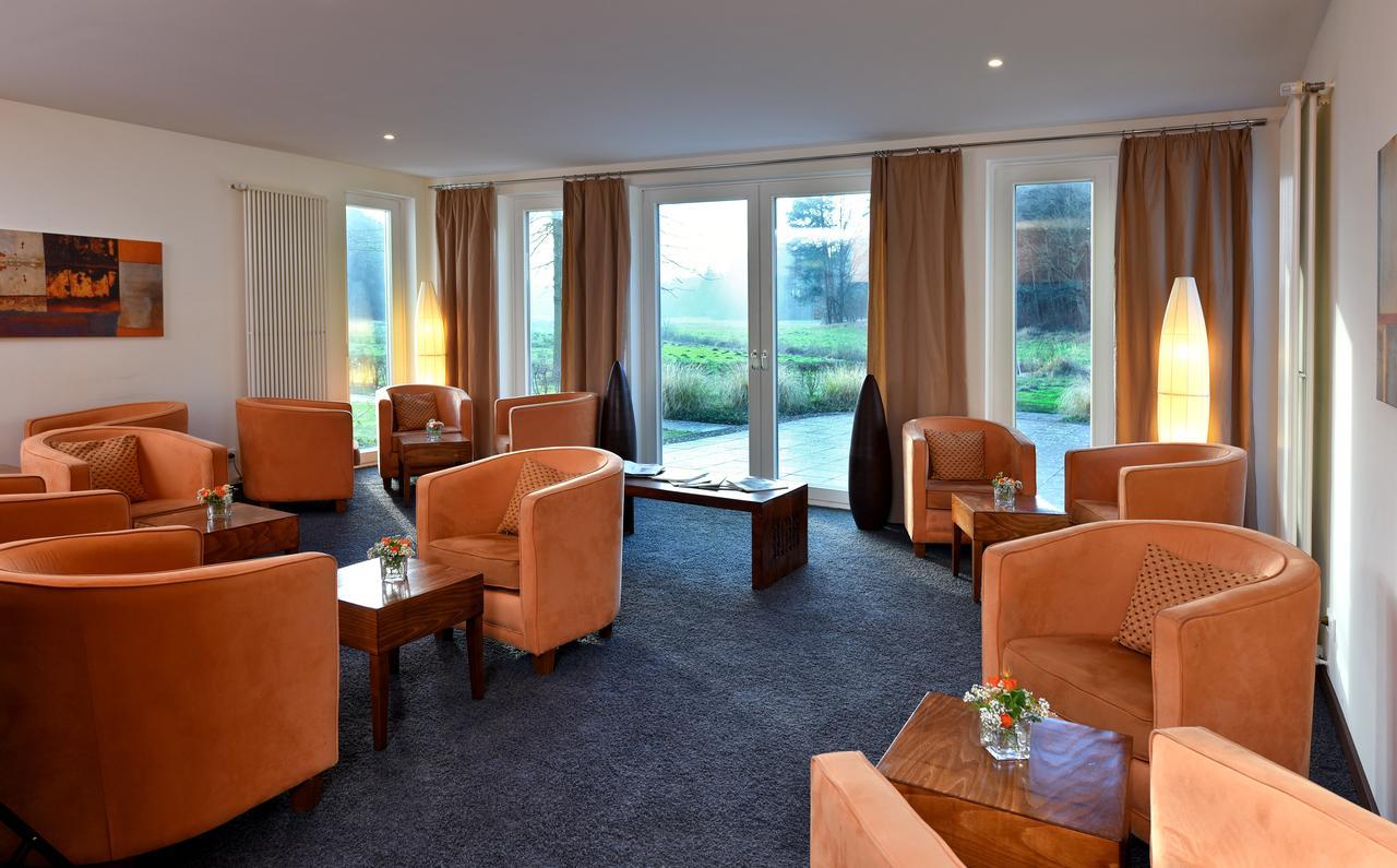Schloss Hasenwinkel Hotel ภายนอก รูปภาพ